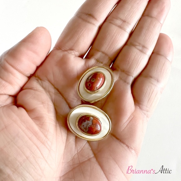 Vintage Oval shape Natural red stone designer earring - Picture 8 of 10
